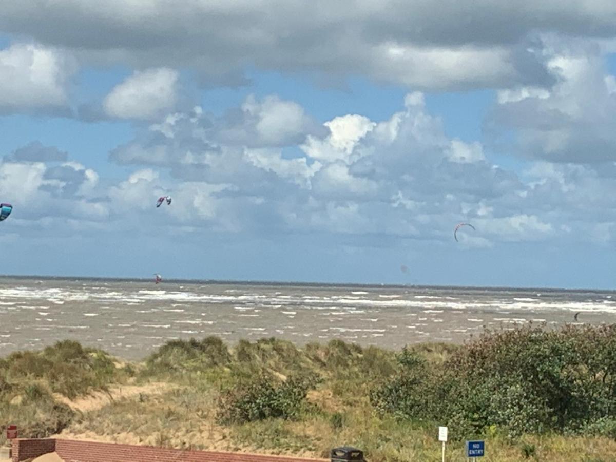 Beach Lookout - Sea Views Lytham St Annes Exteriör bild